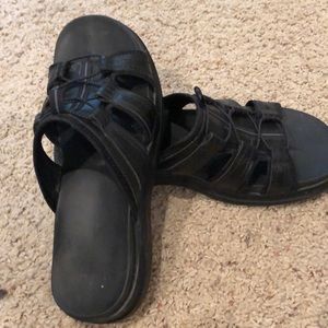 Skechers slip on